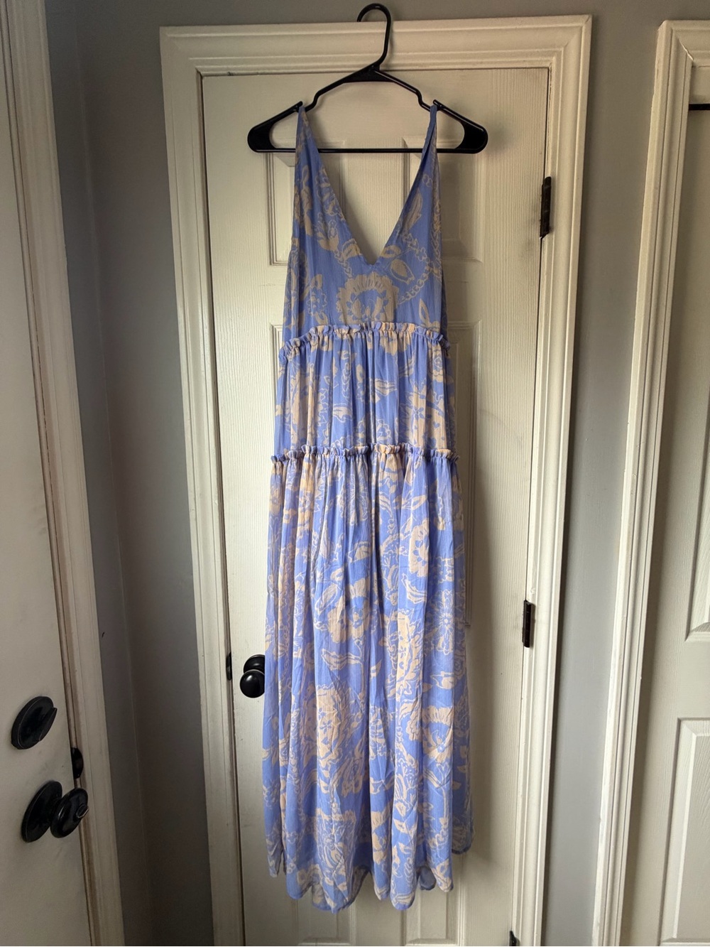 Fee People Women’s Julianna Blue and Cream Maxi Dress - Size Large